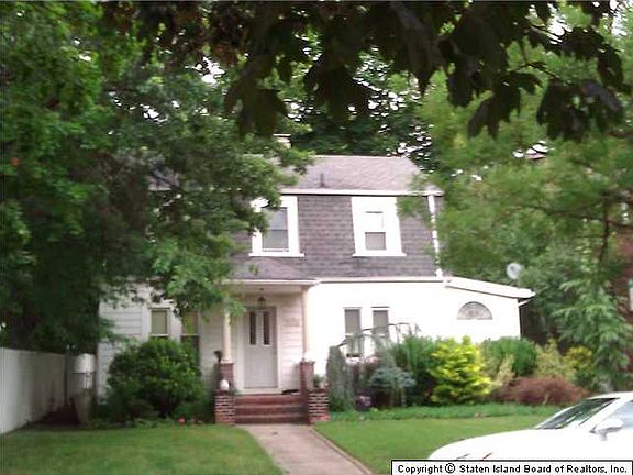2nd image of 173 Cromwell Ave