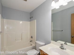 201 S Connor St APT C, Odessa, MO 64076