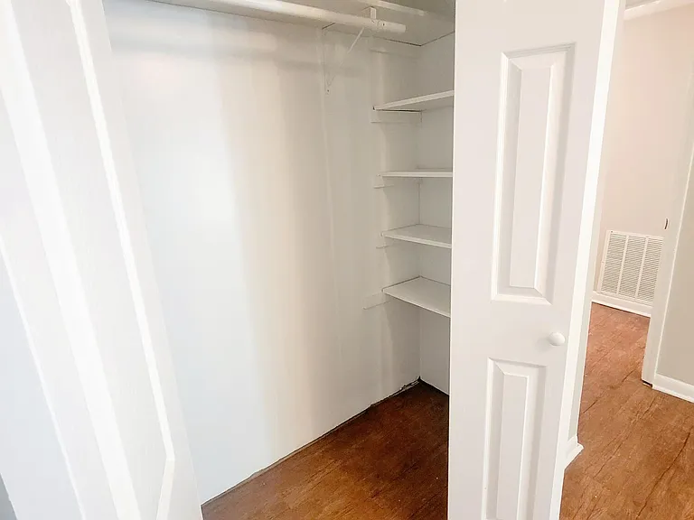 1422 Scales St #G — Photo 25