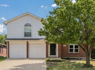 10229 Dawson Trl, Fort Worth, TX 76108