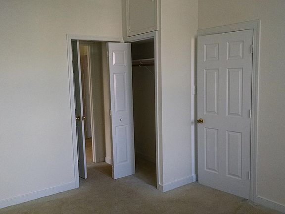 3rd image of 100 N Boulevard APT 2