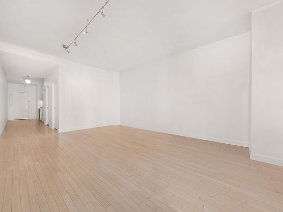 4th image of 60 W 20th St APT 3B