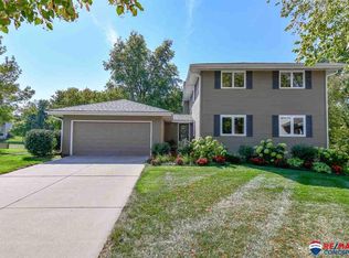 5631 Buffalo Cir, Lincoln, NE 68516