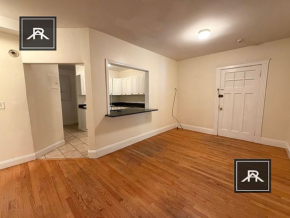3rd image of 68 Egmont St APT 1