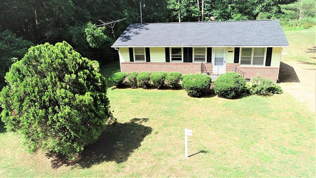 25 Pine Hill Ct, Brodnax, VA 23920 Zillow