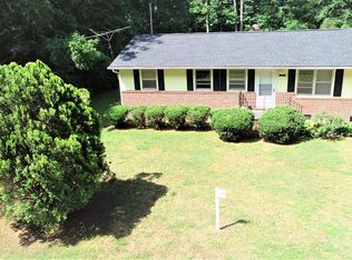 25 Pine Hill Ct, Brodnax, VA 23920