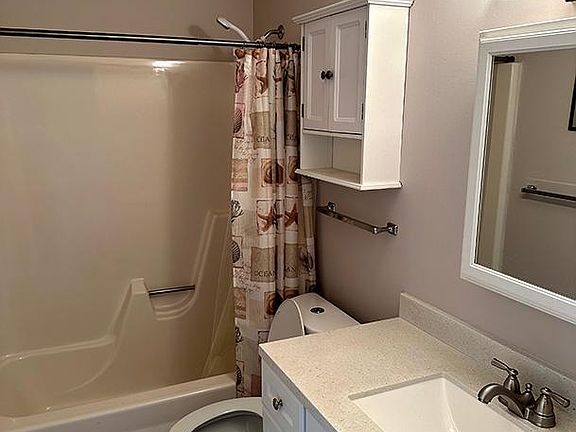 4th image of 63 Woodland Dr APT 106