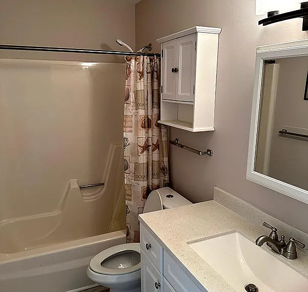 63 Woodland Dr #106 — Photo 4