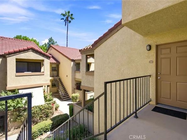 1134 W Blaine St APT 202, Riverside, CA 92507