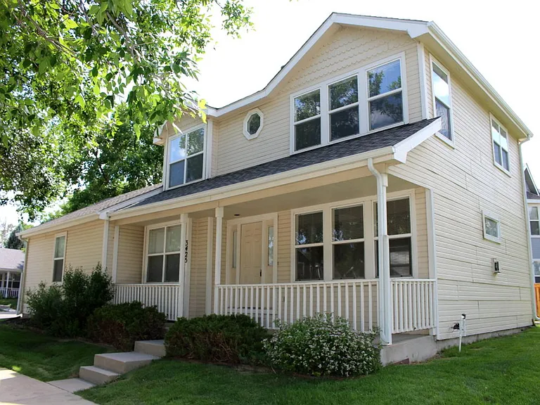 3425 Red Mountain Dr — Photo 1
