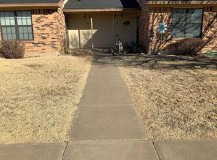 321 SE 7th St, Tulia, TX 79088