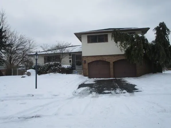 4975 Francisco Ct, Columbus, OH 43220