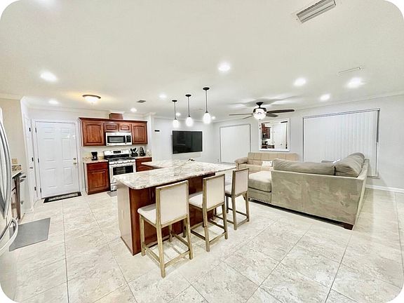 5th image of 8121 Tabaid Ln