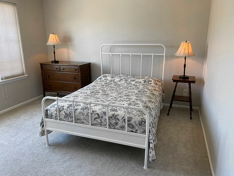 2nd bedroom, furnished