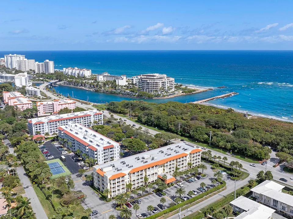 1111 S Ocean Blvd #214