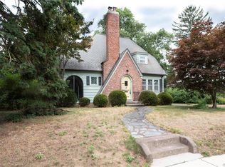 19 Wellington Rd, Manchester, CT 06040