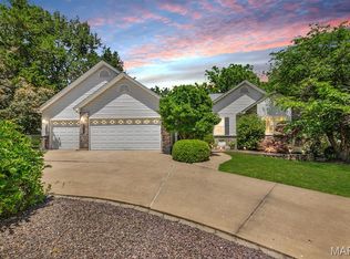 9 Fawn Valley Cir, Saint Peters, MO 63376