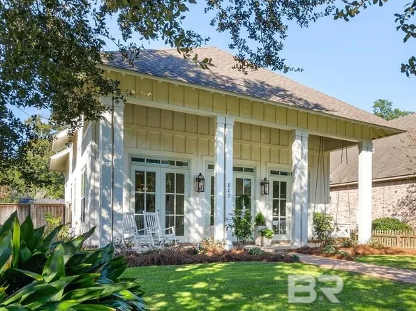 807 Coleman Ave, Fairhope, AL 36532