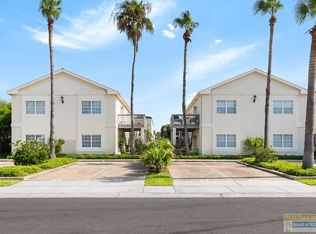 114 E Bahama St #6, South Padre Island, TX 78597
