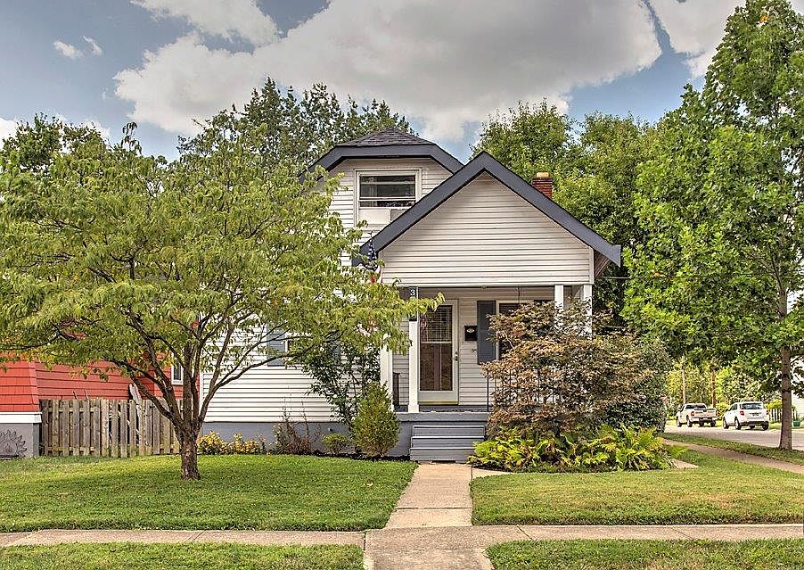 1st image of 3729 Carlton Ave