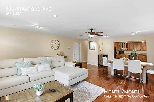 609 Stanford Ave Photo 1