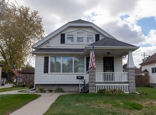 1227 E Warnimont Ave, Milwaukee, WI 53207