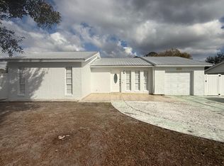 601 Redwood Ct, Kissimmee, FL 34743
