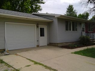 543 Quade Dr, Barnum, IA 50518