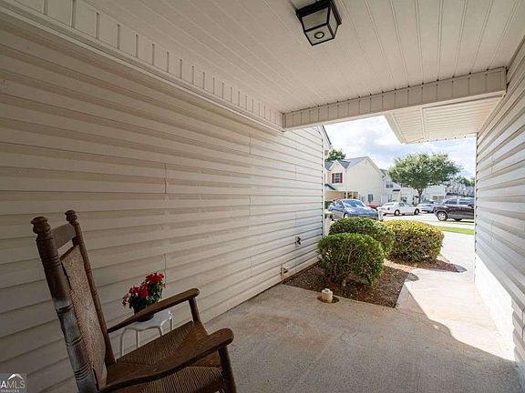 5th image of 6995 Gallant Cir SE #6