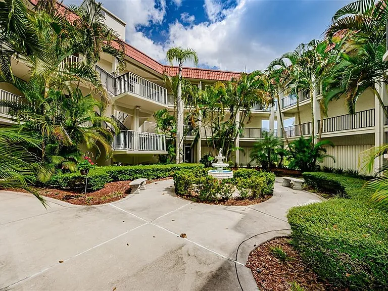 2700 Bayshore Blvd #3208 — Photo 10
