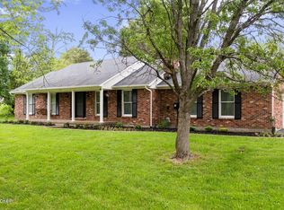 1614 Reel Dr W, La Grange, KY 40031