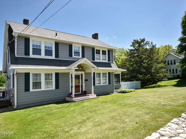 102 North St, Dalton, MA 01226