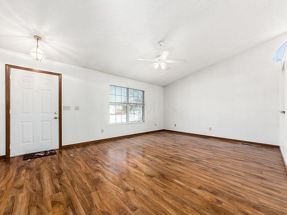 5th image of 2306 Hunterstown Dr