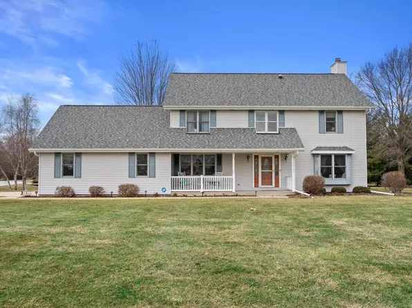 W350N6781 Baltic Pass, Oconomowoc, WI 53066