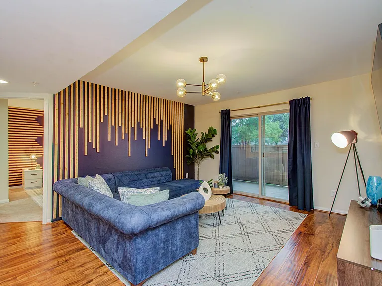 8415 Hearth Dr #25 — Photo 7