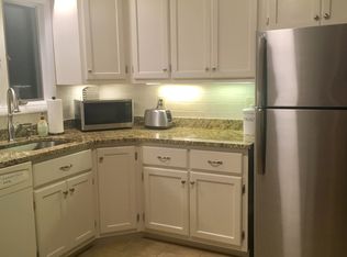 185 Behnke Ave, Paramus, NJ 07652