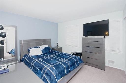 5th image of 312 Highland Ave