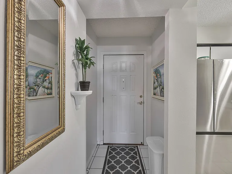 5567 Sea Forest Dr #122 — Photo 6