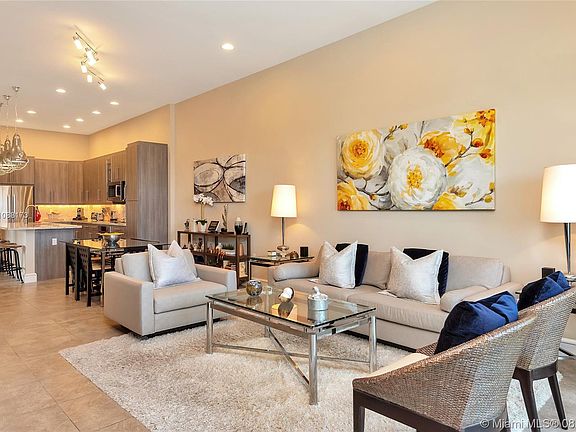3rd image of 4511 El Mar Dr #Penthouse 401