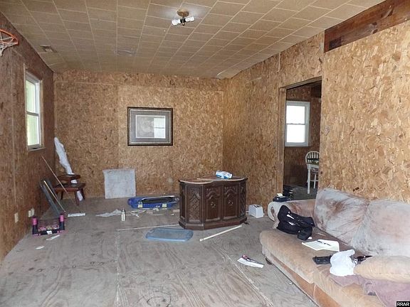 4th image of 610 S Home St