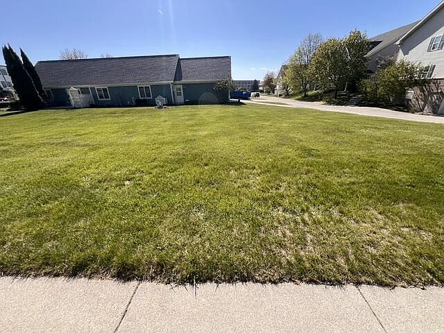 1st image of 814 N 10TH STREET