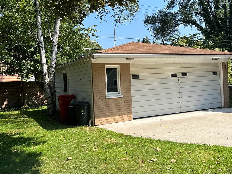 28070 Brentwood St — Photo 21