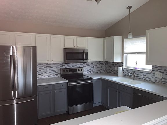 3rd image of 2340 Copley Ave