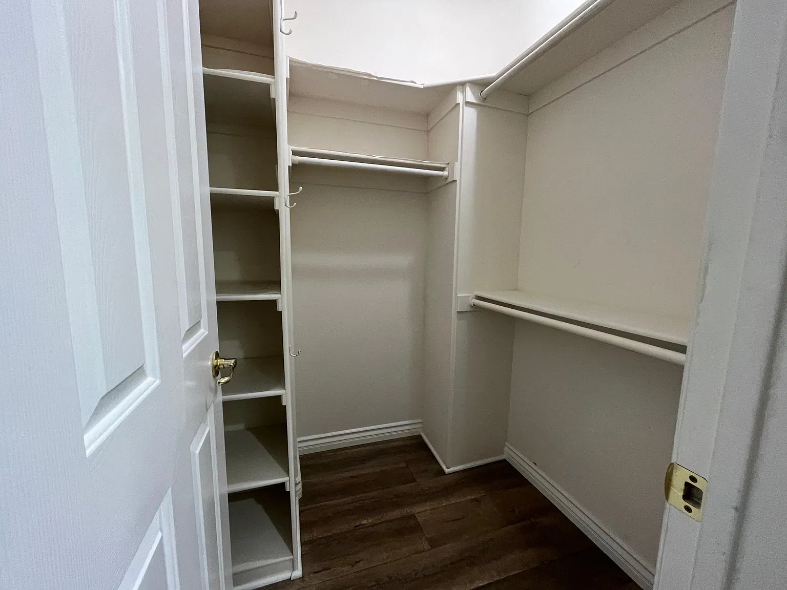 255 N Michigan Ave — Photo 3
