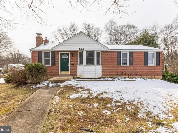 144 Sylvan Dr, Broomall, PA 19008