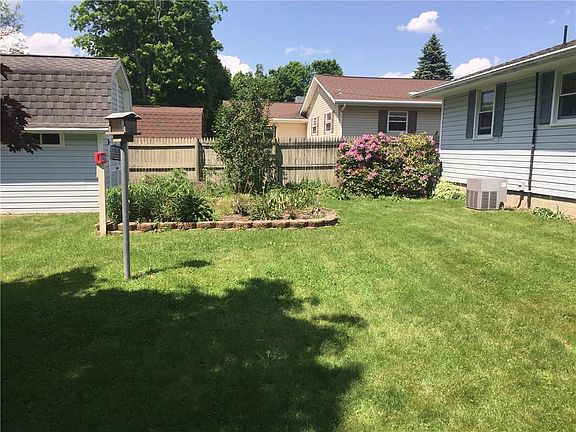 2nd image of 309 Essex St
