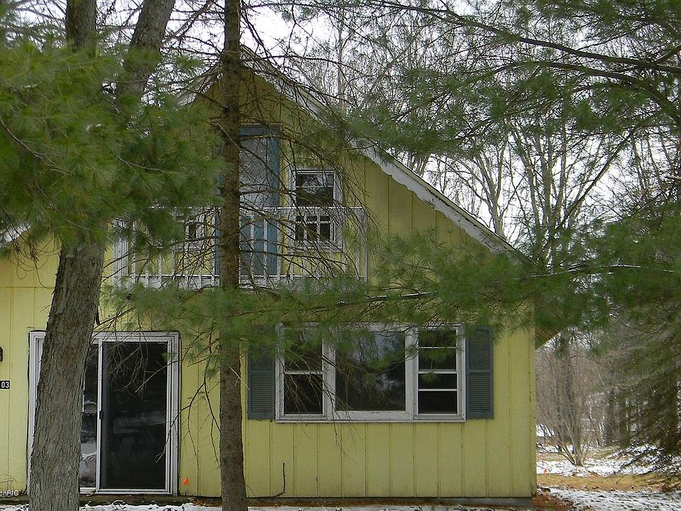 1st image of 17103 Winona Ln