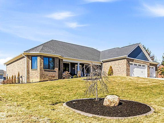 2nd image of 1244 N Buck Creek Rd