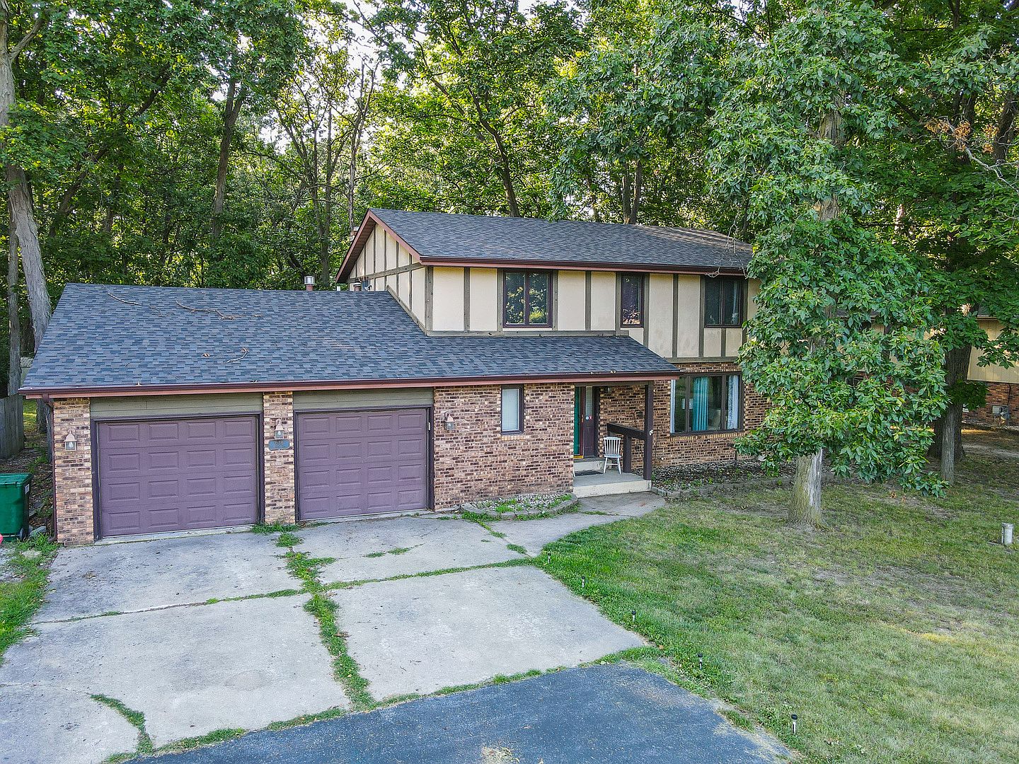 638 Mary Ln, Saint Anne, IL 60964 Zillow