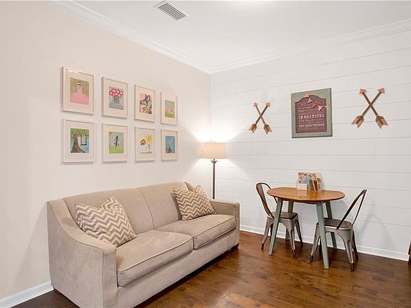 5th image of 3901 Branford Ct